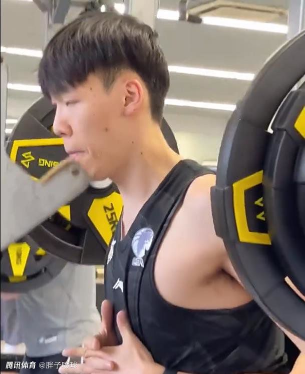 日本老师xx18护士软件